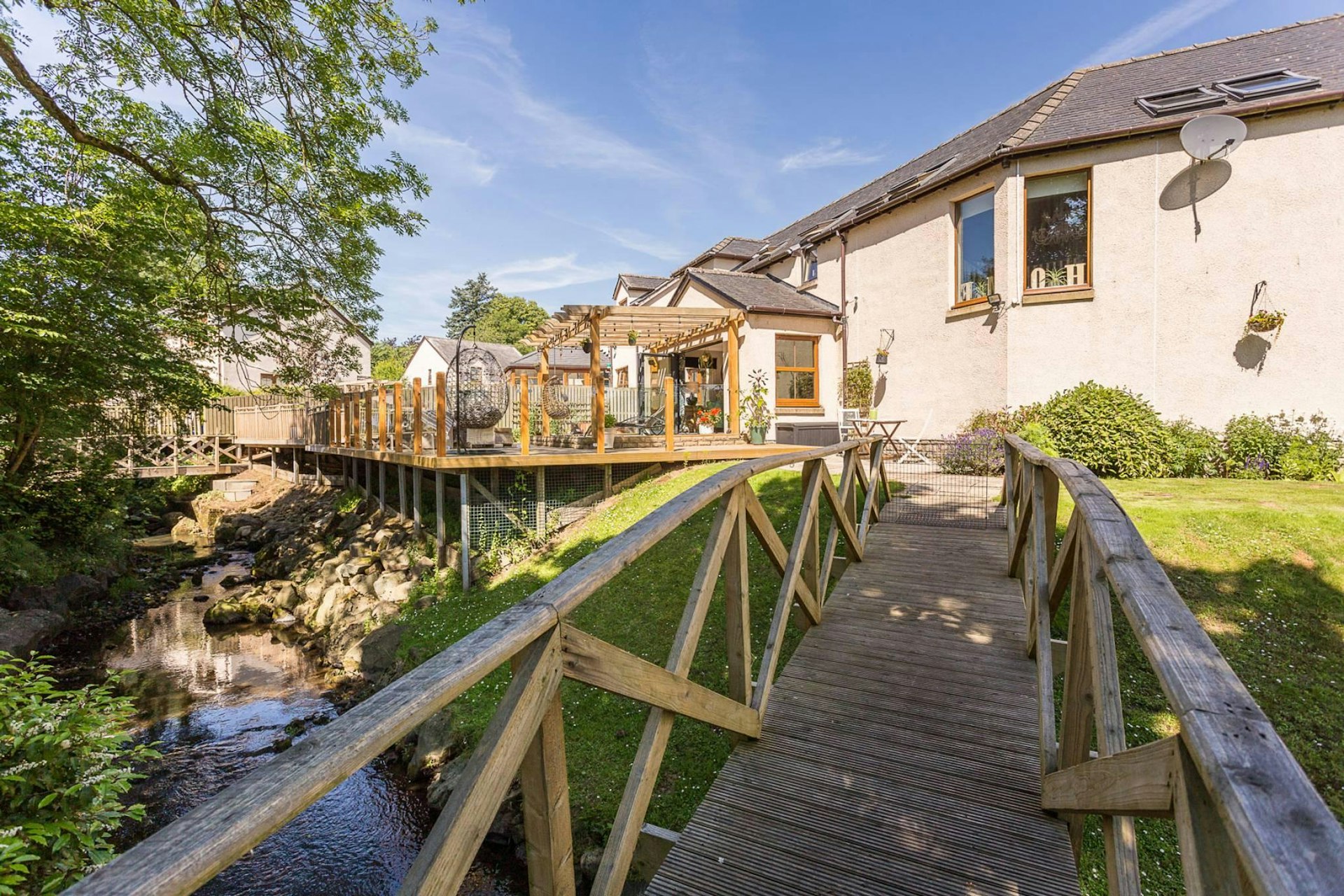 1 Salmons Leap, Kingoldrum, Kirriemuir, DD8 5HG McEwan Fraser Legal