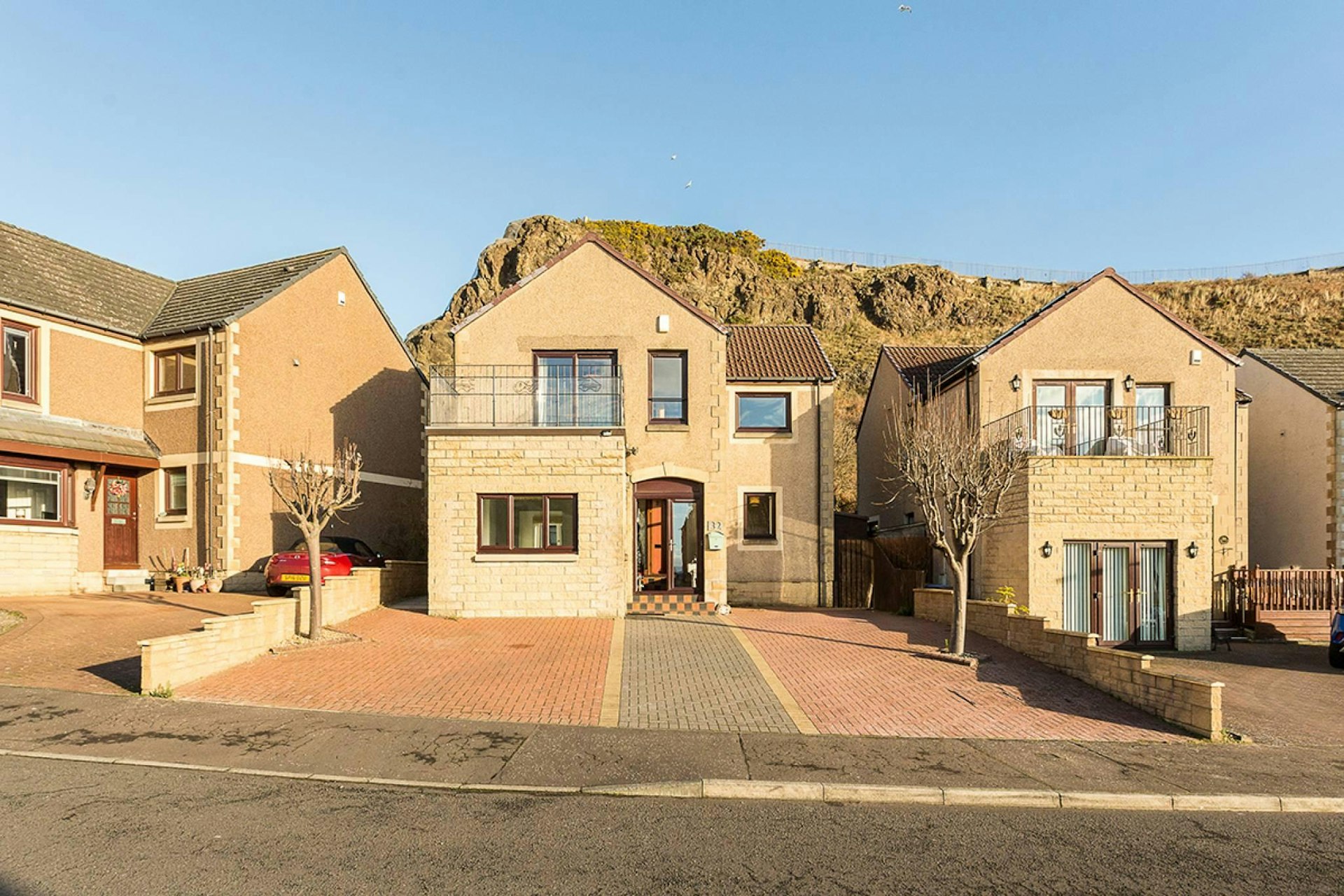 32 Pettycur Bay, Kinghorn, Burntisland, KY3 9SB McEwan Fraser Legal