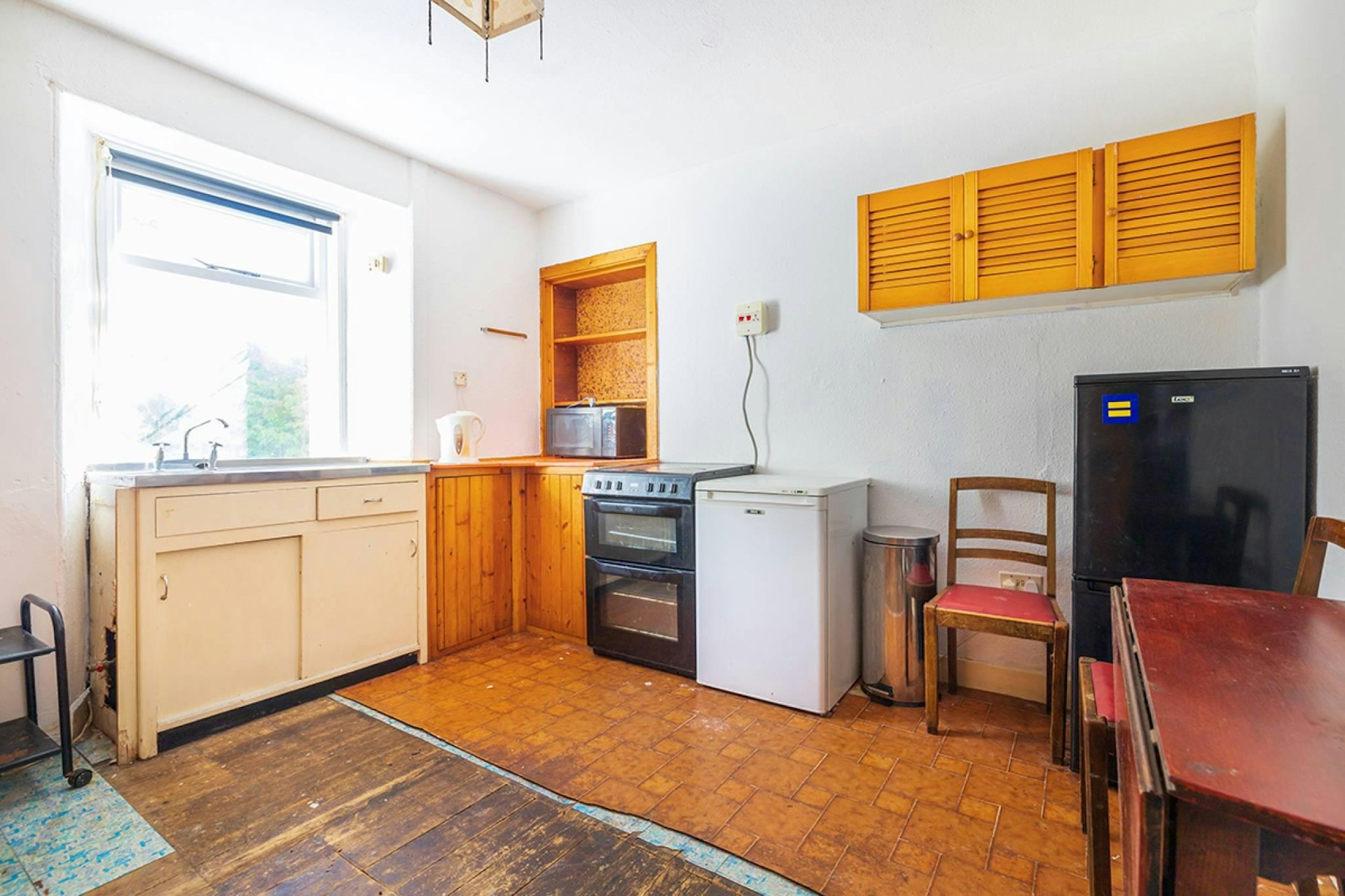 40 Glenlia, Foyers, Inverness, IV2 6XY McEwan Fraser Legal