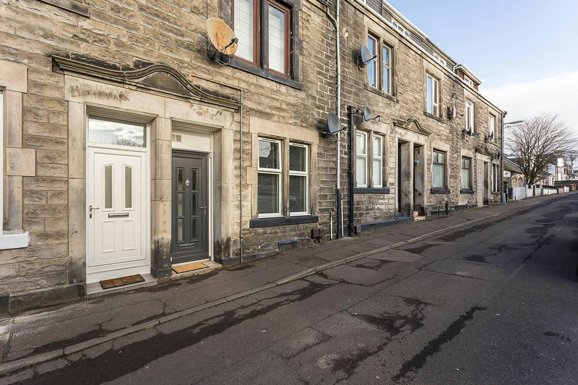 10 High Beveridgewell, Dunfermline, KY12 9EP McEwan Fraser Legal