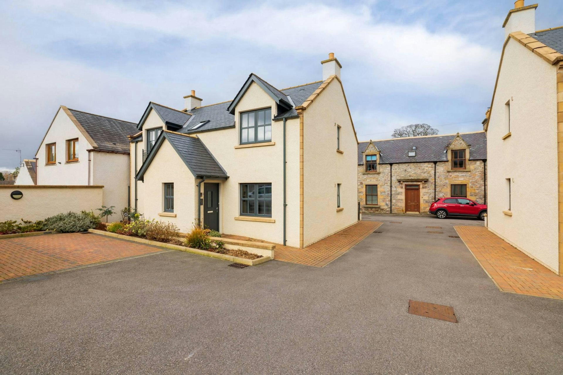 9 Maxwell Street, Fochabers, IV32 7DE McEwan Fraser Legal