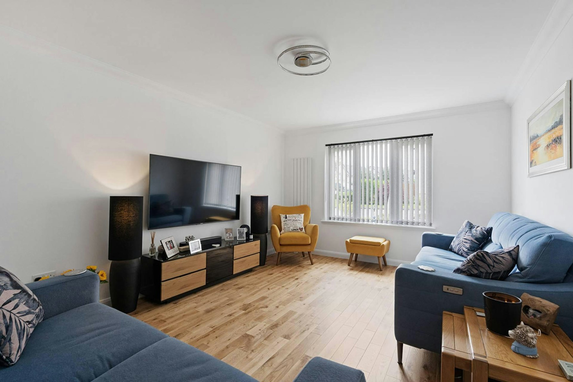 4 Mossend Place, West Calder, EH55 8US