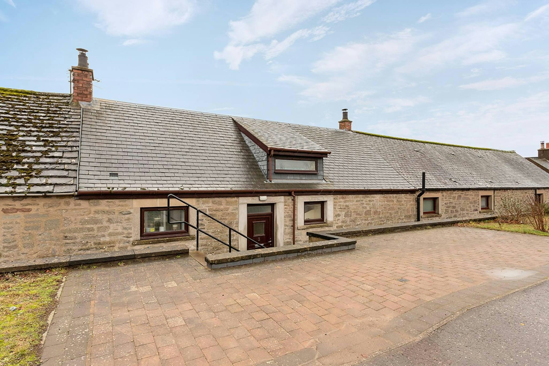 3 Gowanbank Cottages, Gowanbank, Forfar, DD8 2SX