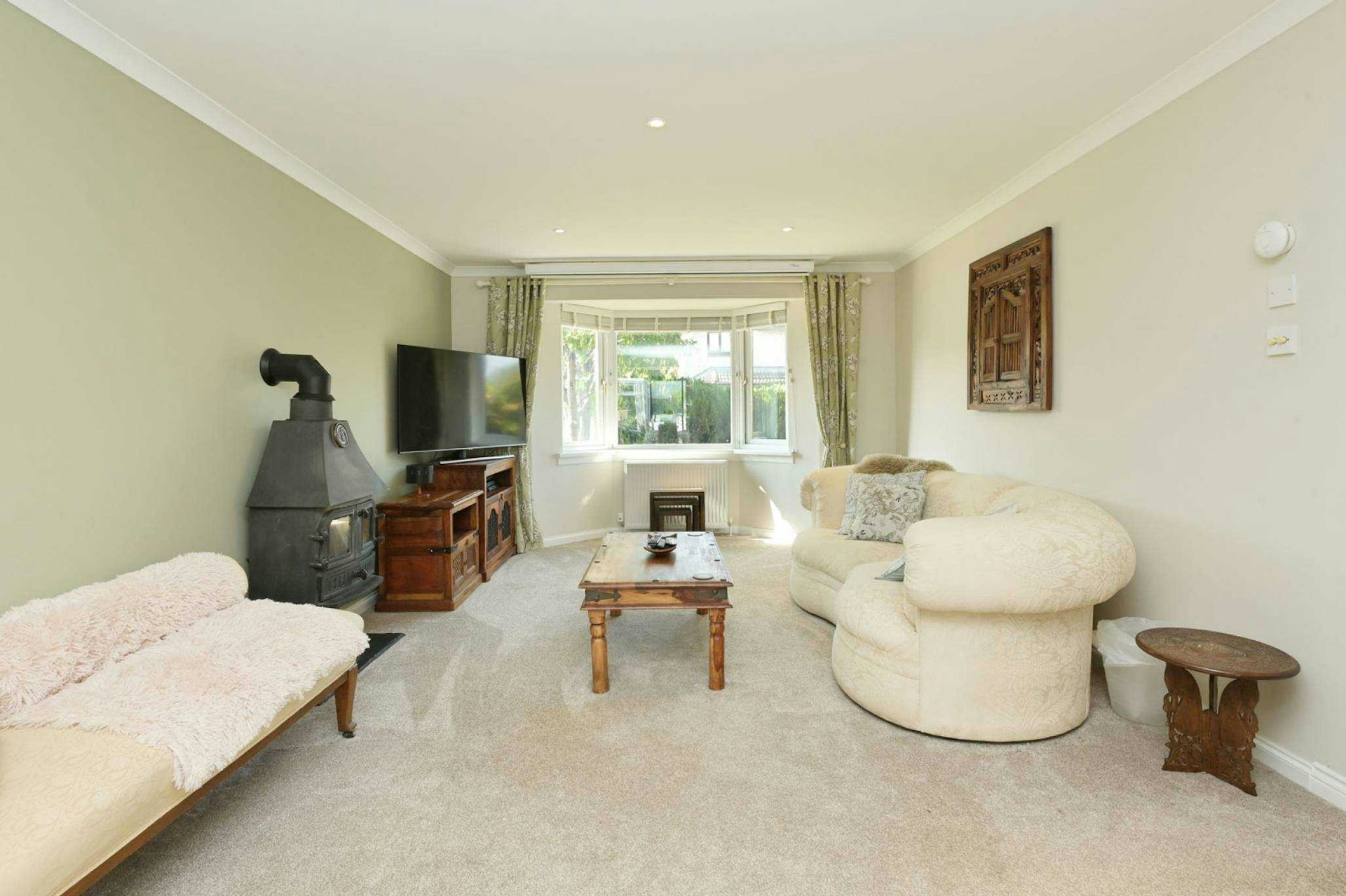 3 Kirklands Park Crescent, Kirkliston, Edinburgh, EH29 9EP