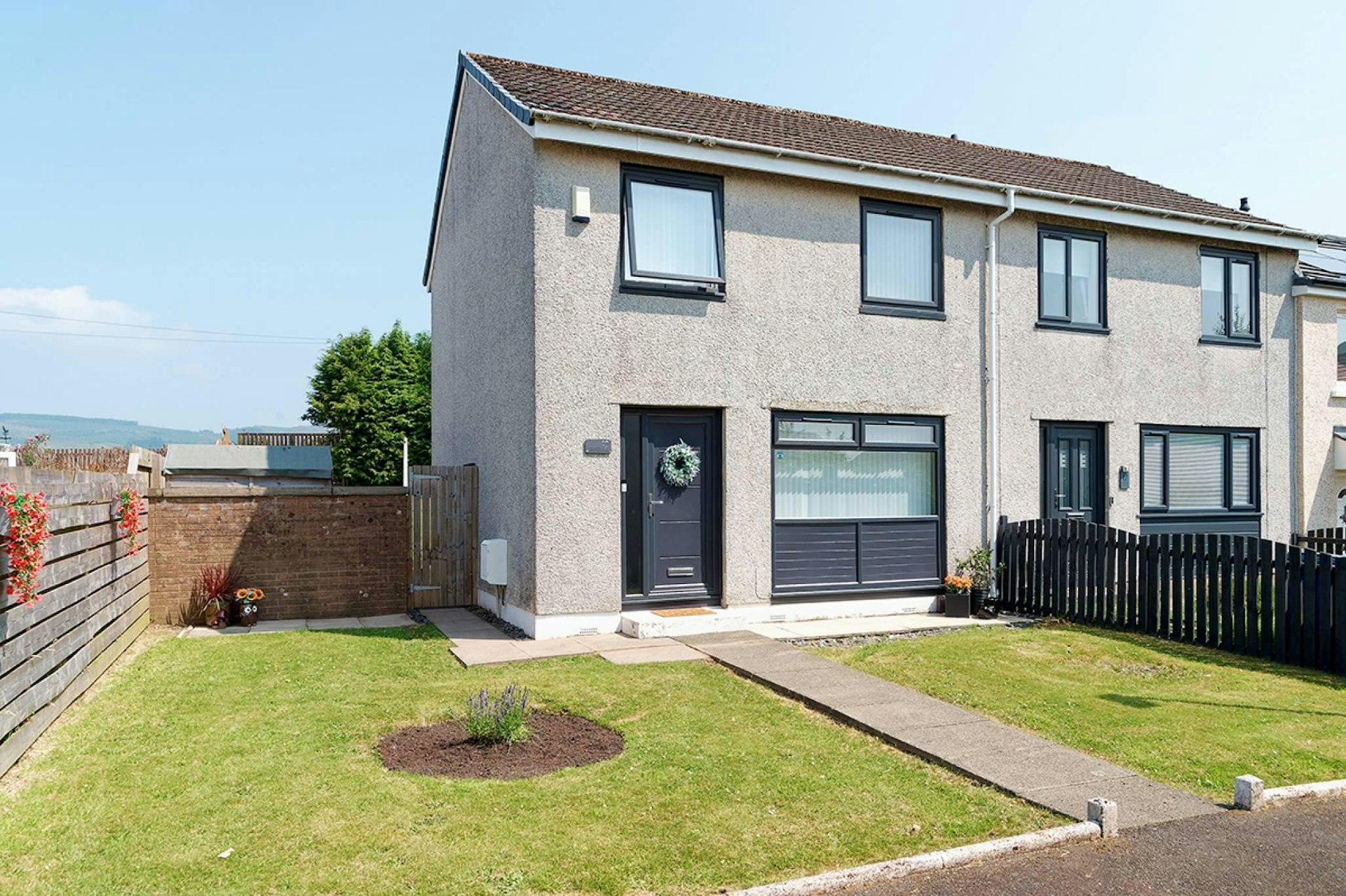 19 Blantyre Drive, Bishopton, PA7 5LS
