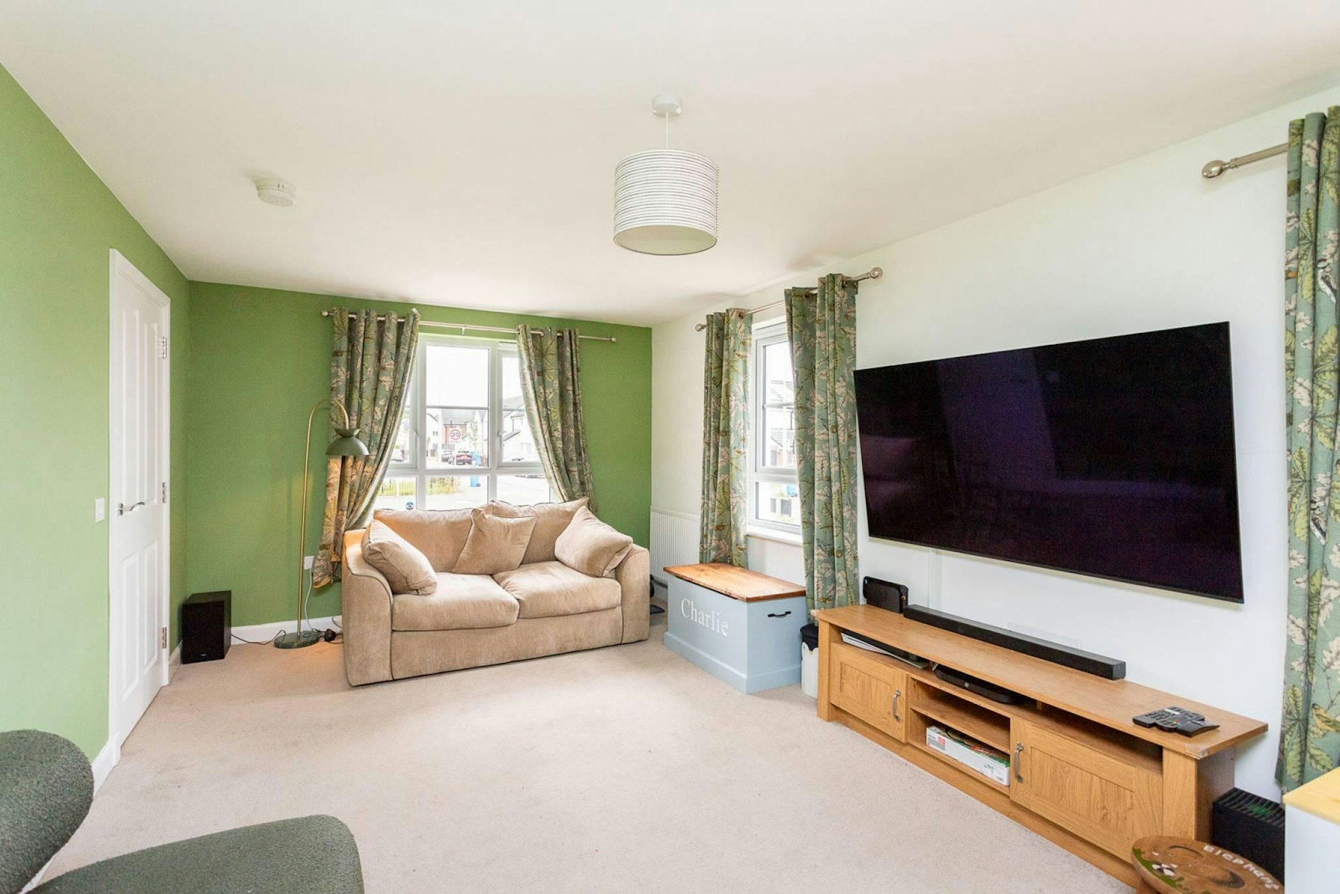 37 Kingslaw Avenue, Kirkcaldy, KY1 2DD